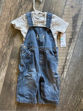 Please Mum jersey lined denim overalls size 6 months & 6 months Carter’s shirt